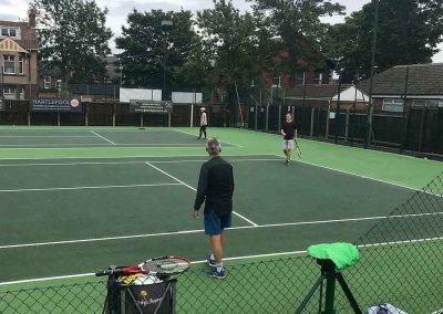 Parrainage de camps d'été sportifs pendant la pandémie de Covid.